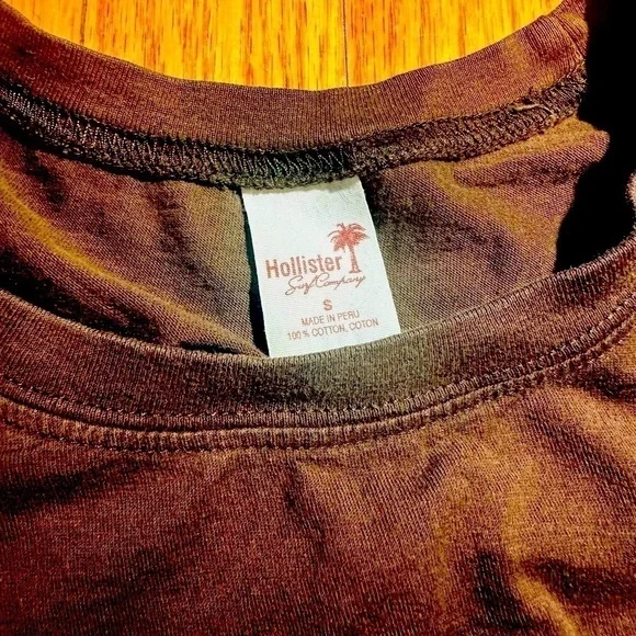 Hollister short sleeve Top with logo print in front - Picture 5 of 8